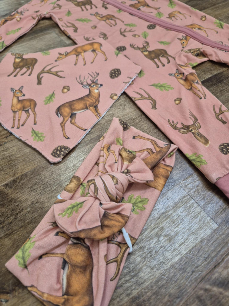 Whitetail Woods Bib- Pink