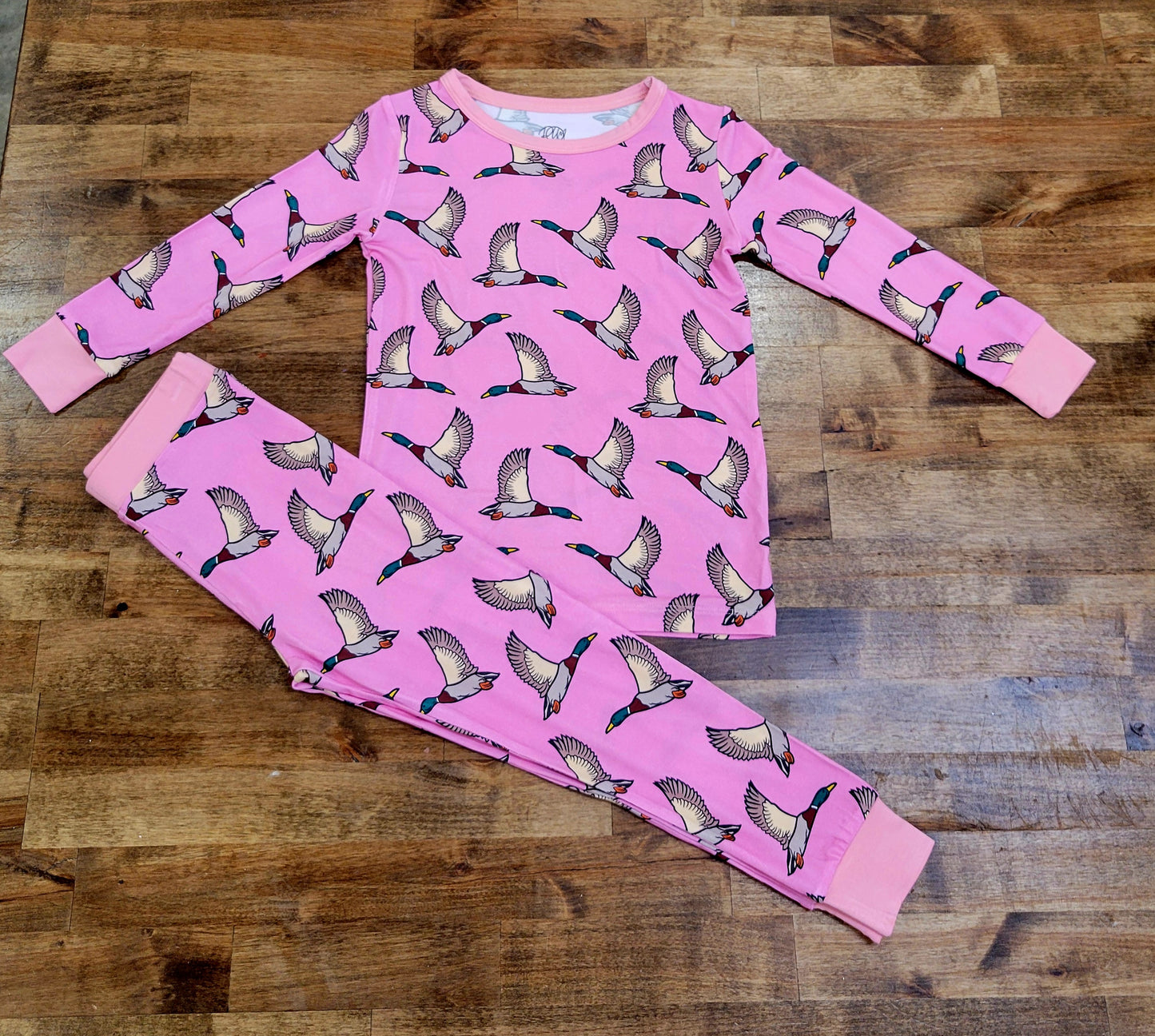 Pink Feathered Bliss Bamboo Set