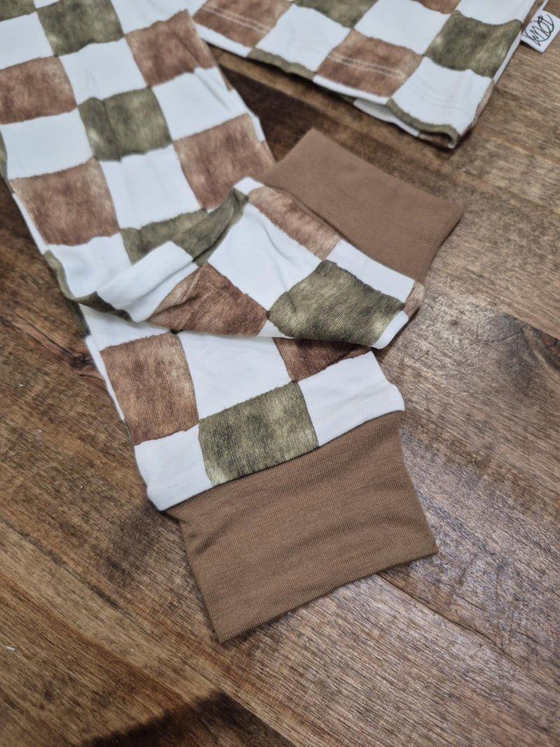 Woodland Checkered Set